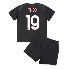 AC Milan Theo Hernandez #19 Hjemmedraktsett Barn 2022-23 Kortermet (+ korte bukser)